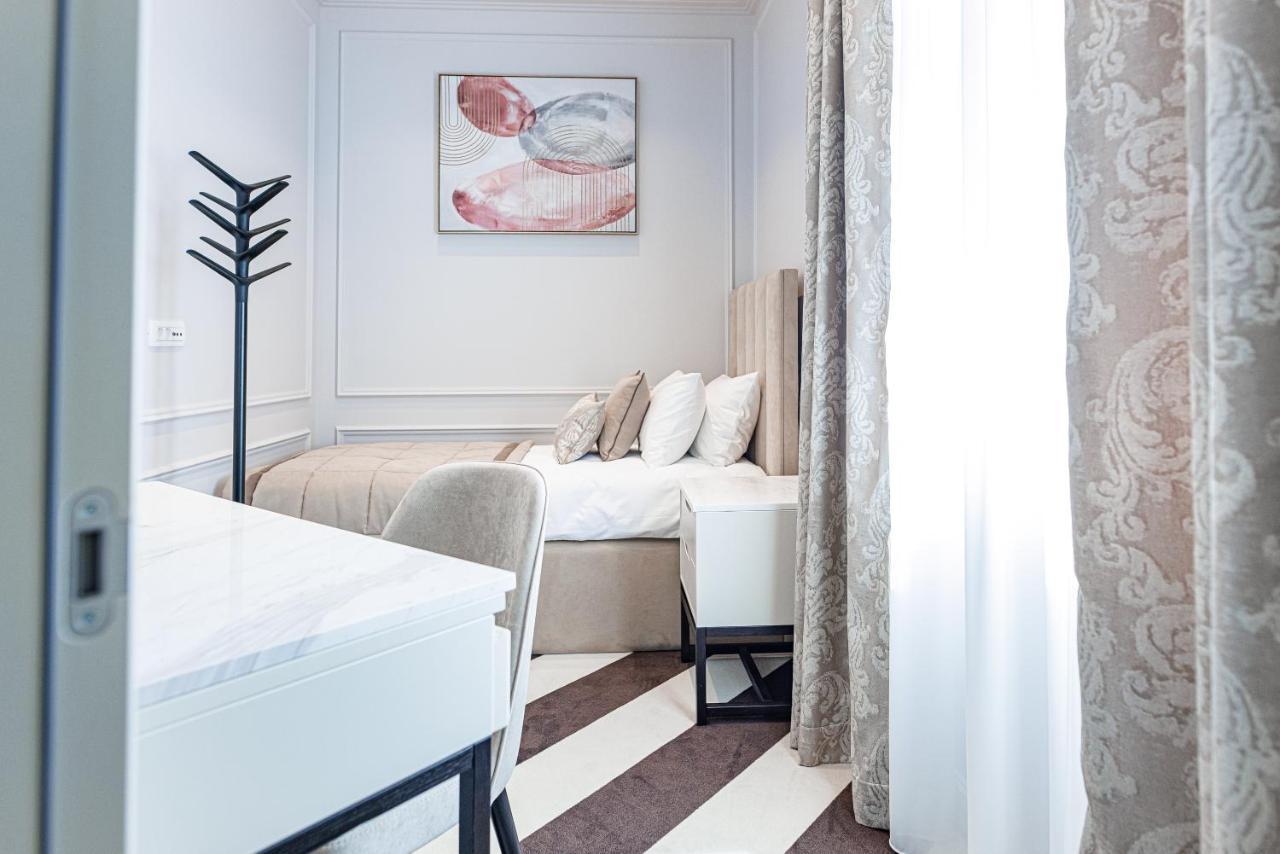 Hotel Balkan Belgrado Buitenkant foto