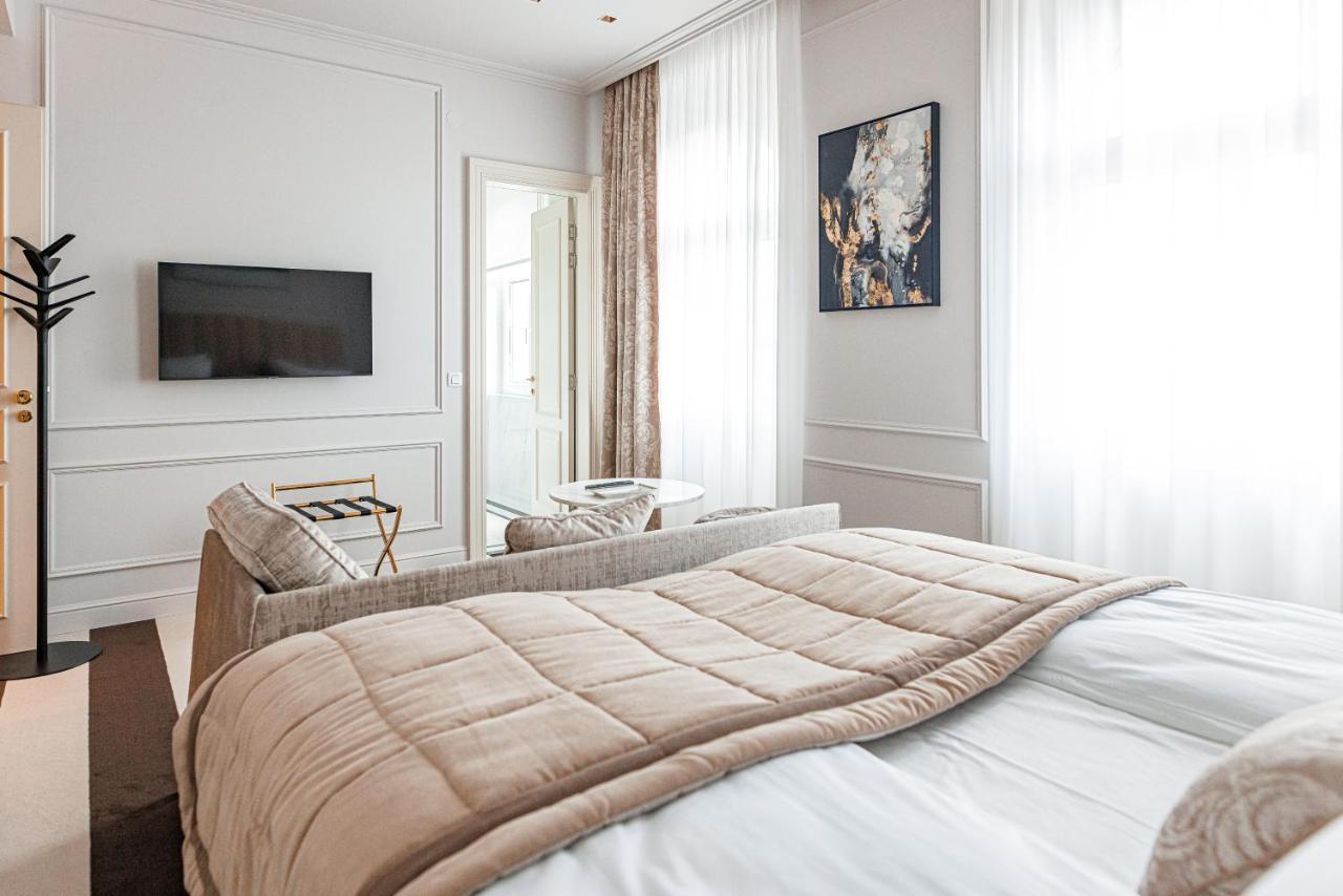 Hotel Balkan Belgrado Buitenkant foto