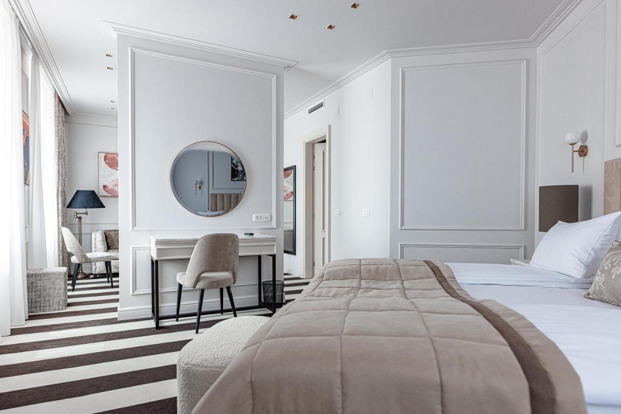 Hotel Balkan Belgrado Buitenkant foto