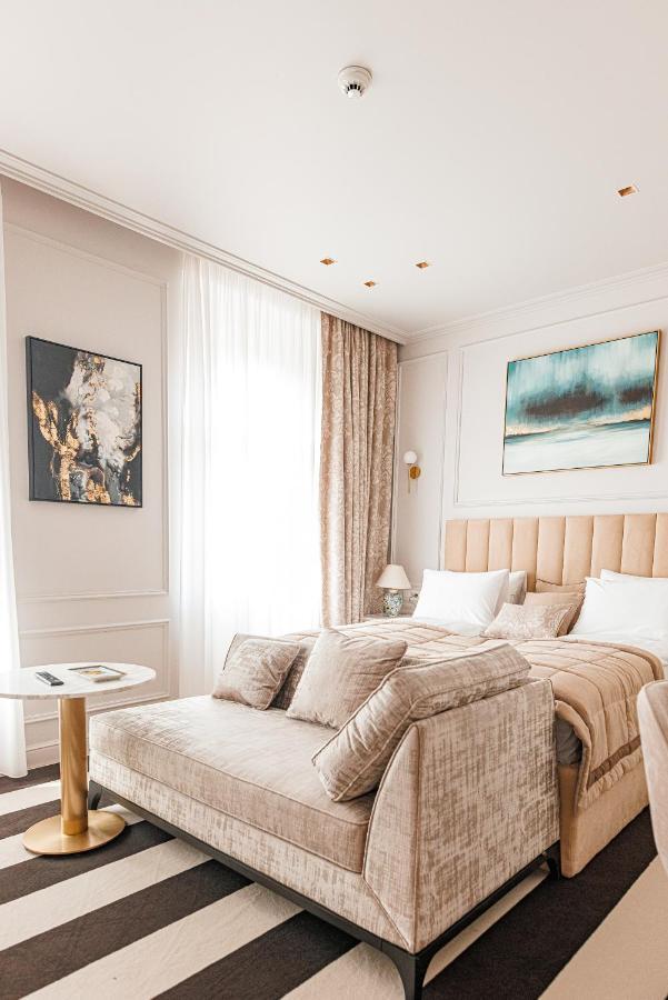 Hotel Balkan Belgrado Buitenkant foto