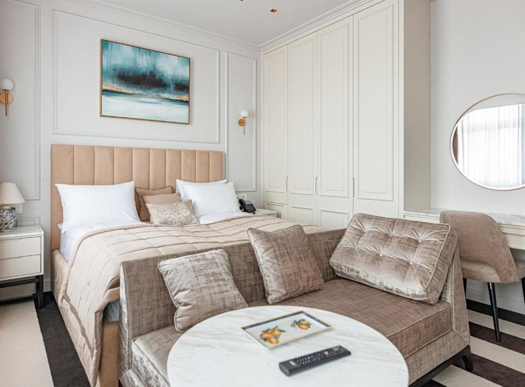 Hotel Balkan Belgrado Buitenkant foto