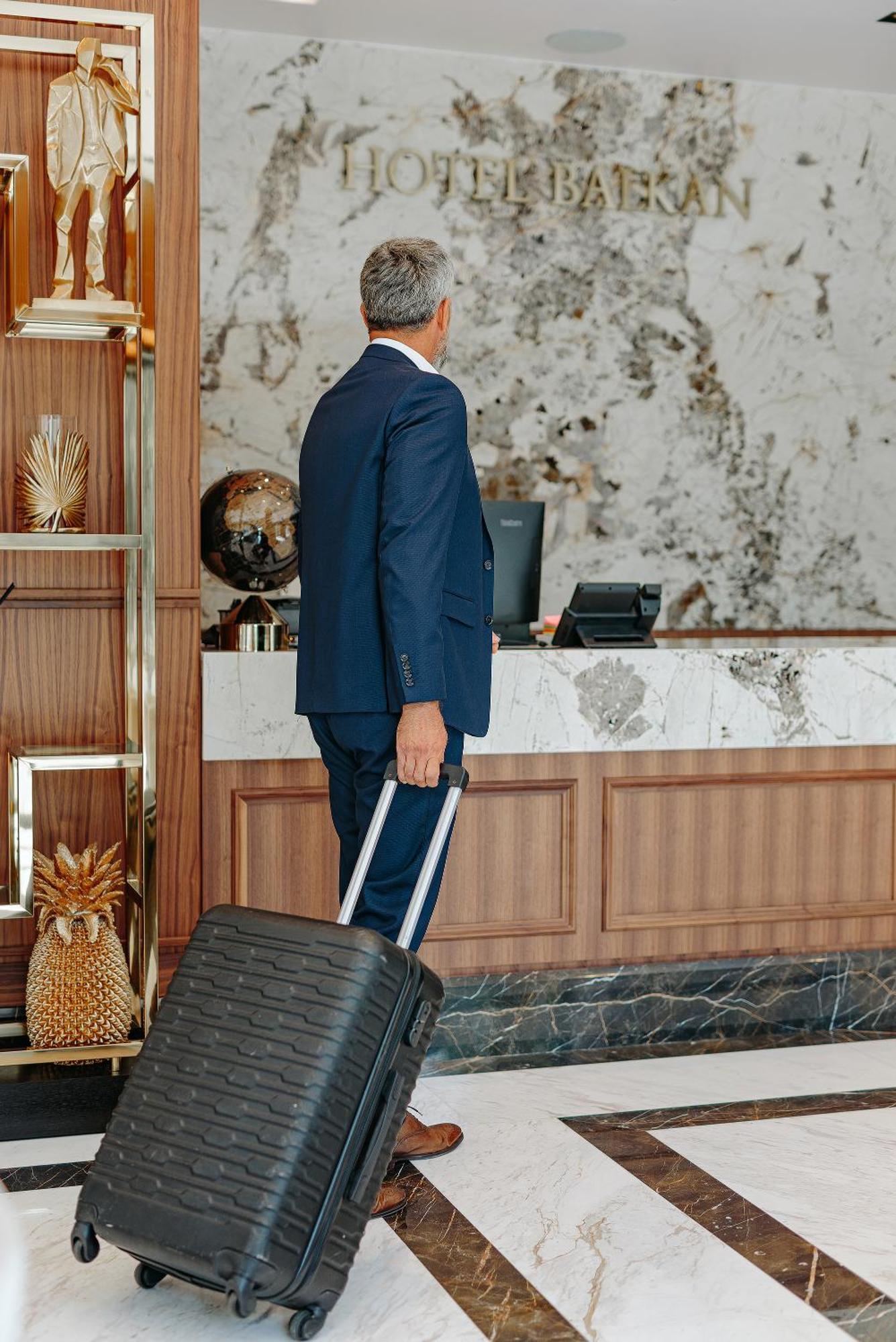 Hotel Balkan Belgrado Buitenkant foto